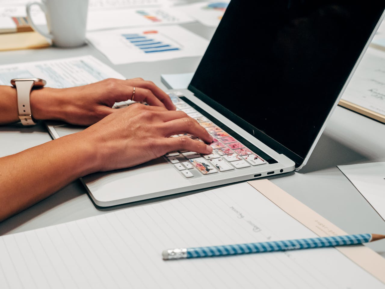 is cursor ai not free